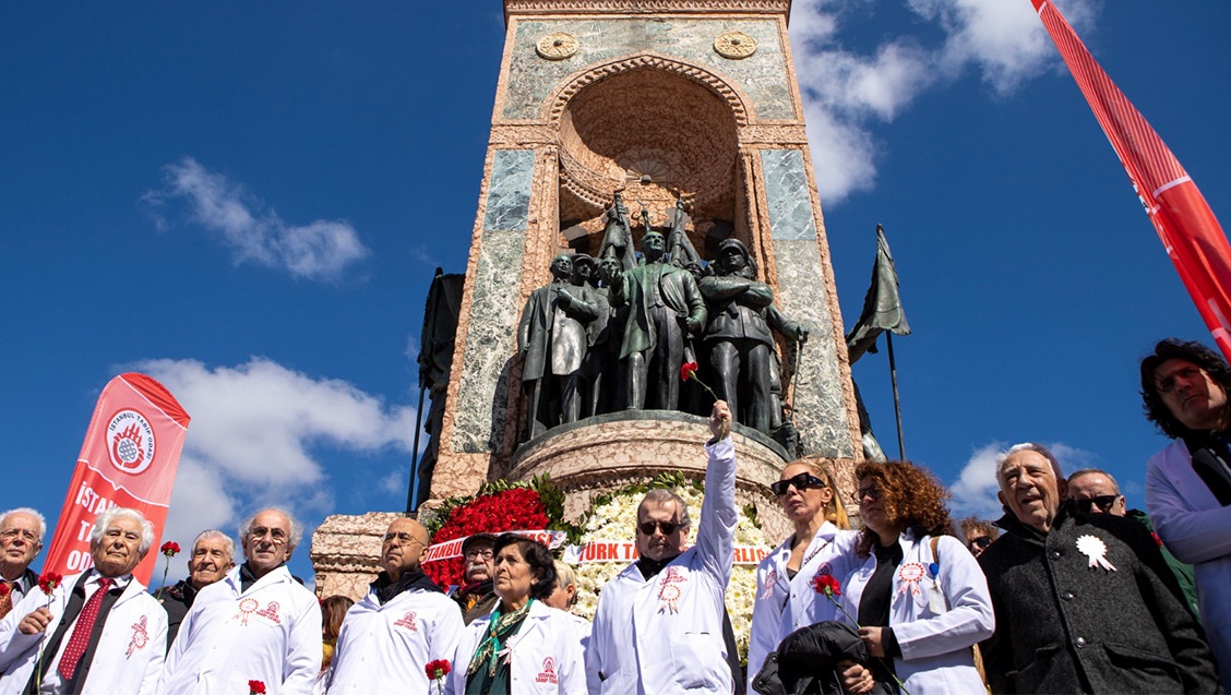 14 Mart Taksim Anıt Töreni Yapıldı