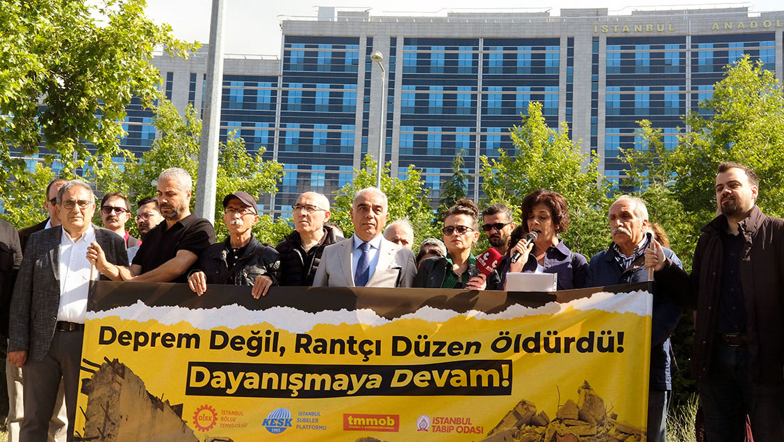 İstanbul Anadolu Adliyesi Önünden Seslendik: Bıkmayacağız, Yılmayacağız, Haklarımızı Asla Teslim Etmeyeceğiz!