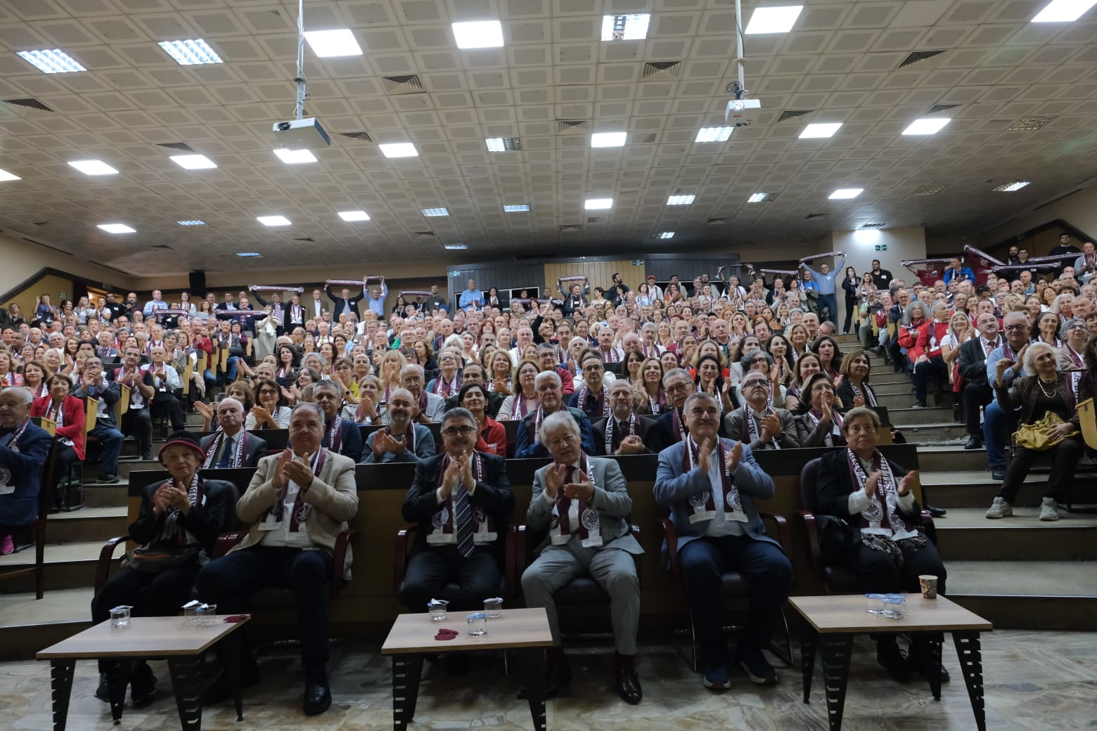 İstanbul Üniversitesi İstanbul Tıp Fakültesi Mezunları Buluştu