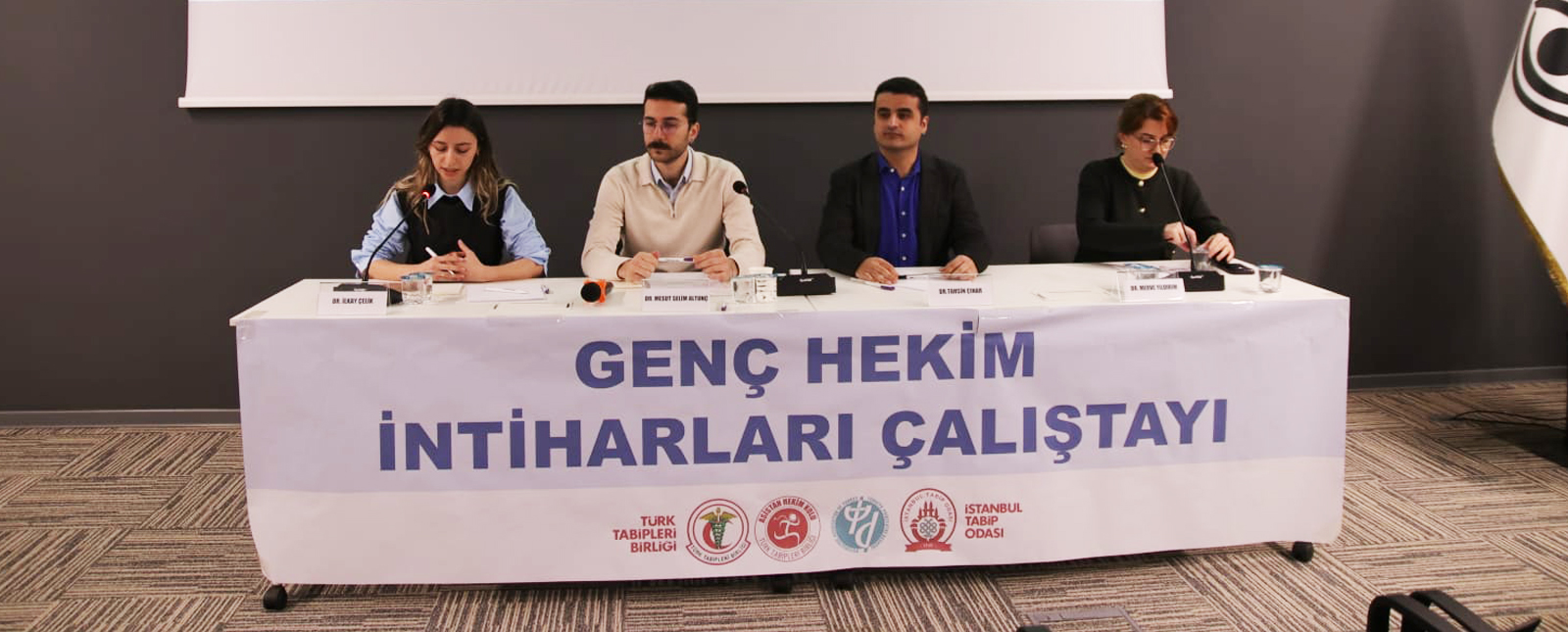 Genç Hekim İntiharları Çalıştayı İstanbul Tabip Odası Ev Sahipliğinde Yapıldı