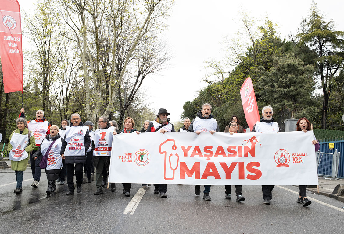 1 Mayıs’ta Kadıköy’den Seslendik: Birleşeceğiz ve Değiştireceğiz!