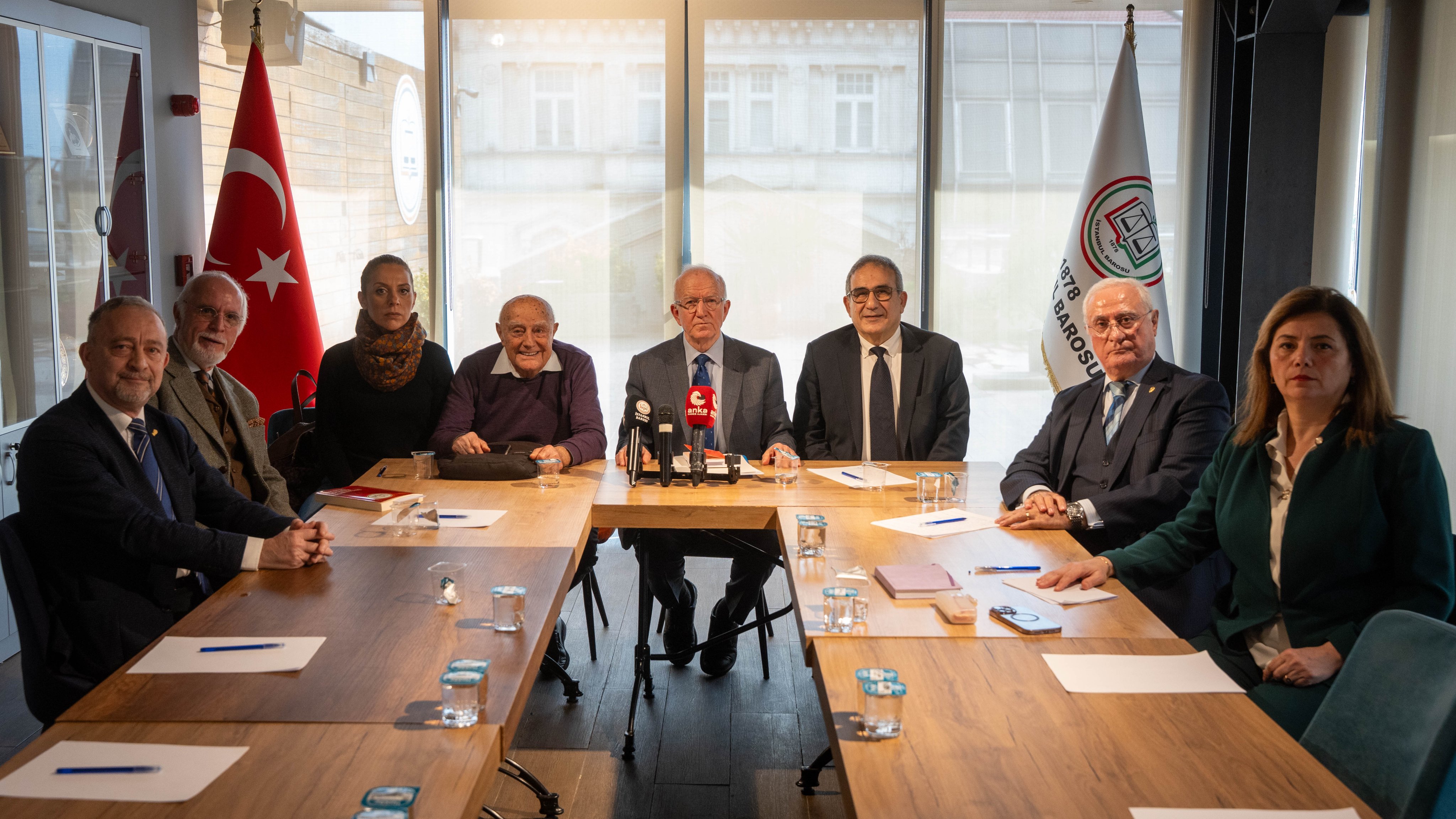 İstanbul Barosu'nun Basın Toplantısına Katıldık: İnsan Yaşamı Hukukun Kirletilmesine Kurban Edilemez!