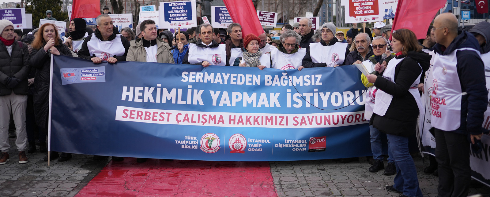 Hekimler Kadıköy’den Seslendi: Sermayeden Bağımsız Hekimlik Yapmak İstiyoruz!